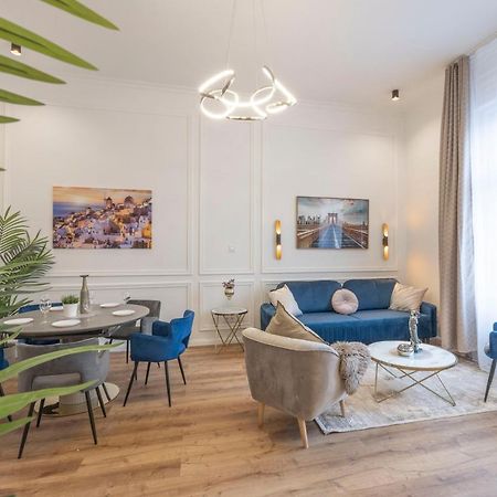 Luxurious Central Grand Home W/ 3Bedrm 2Bathrm Budapest Kültér fotó
