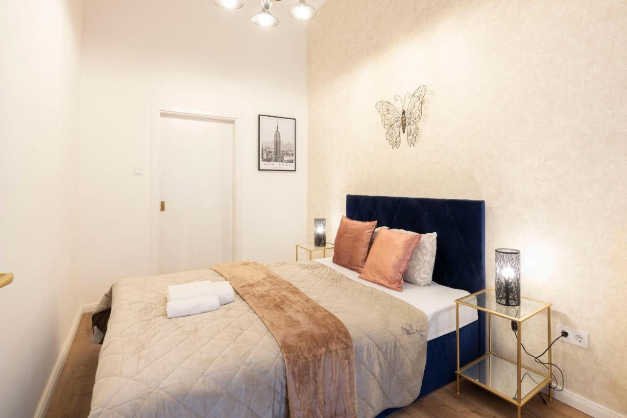 Luxurious Central Grand Home W/ 3Bedrm 2Bathrm Budapest Kültér fotó