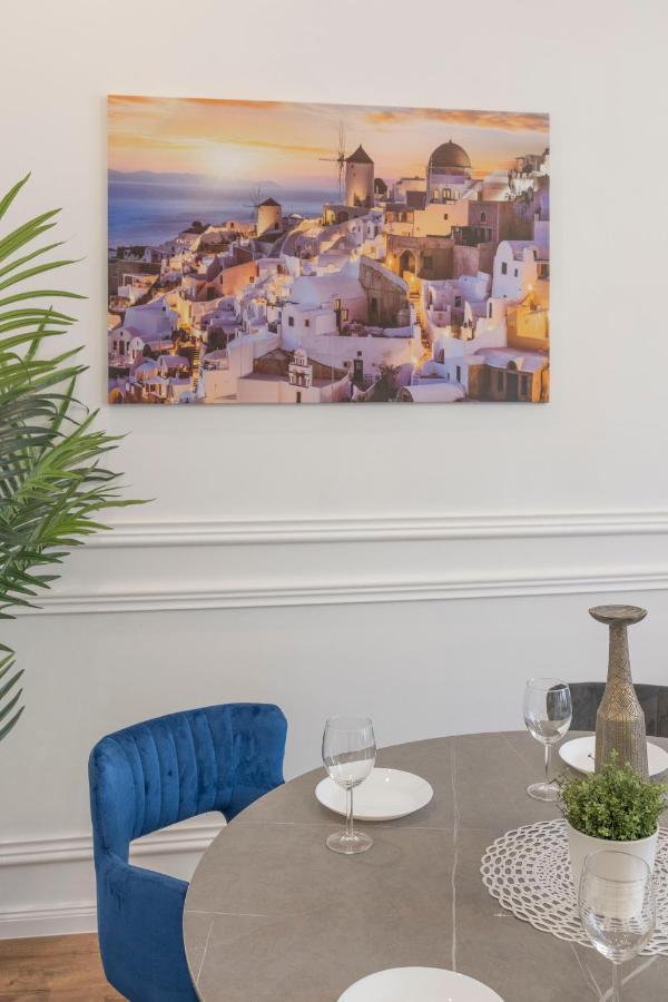 Luxurious Central Grand Home W/ 3Bedrm 2Bathrm Budapest Kültér fotó